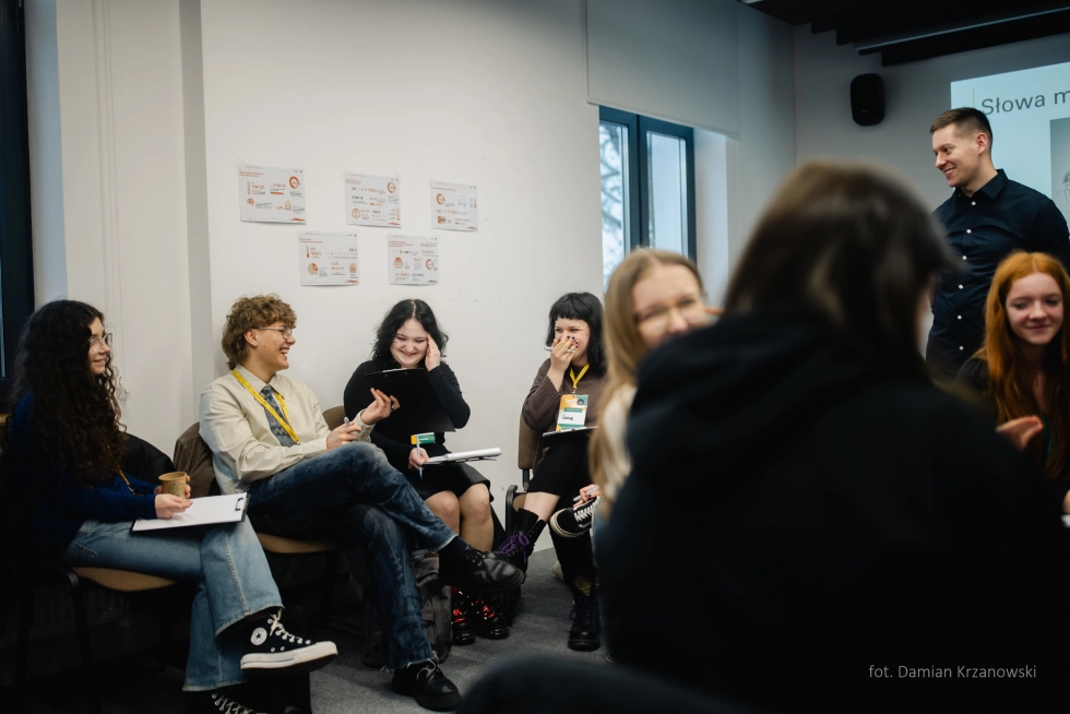 Warsztaty dla młodzieży podczas Youth CAMp Krosno 